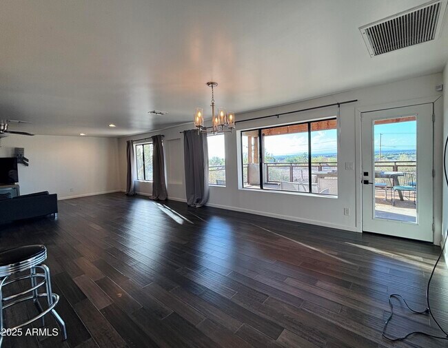 Foto del edificio - 1750 W Pearce Rd
