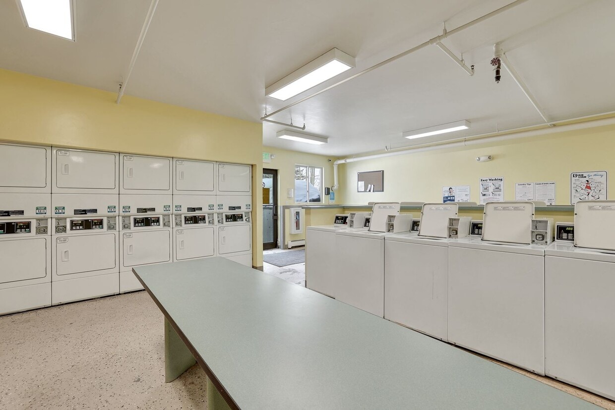 Foto principal - Remodeled One Bedroom Winter Rental