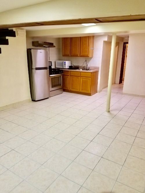 Foto del edificio - 2537 18th St