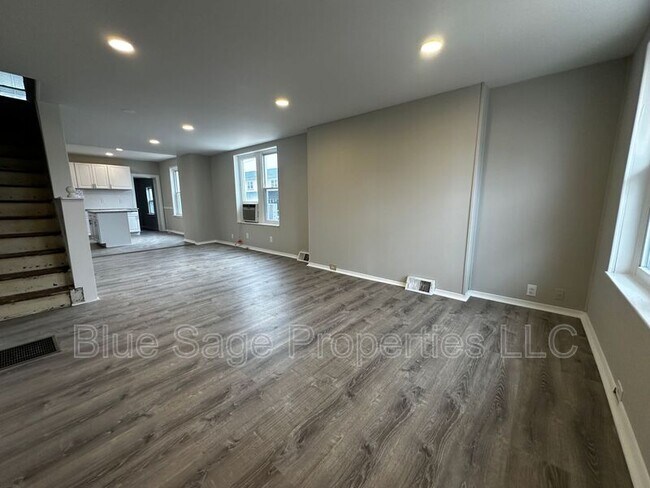 Foto del edificio - 1301 E 9th St