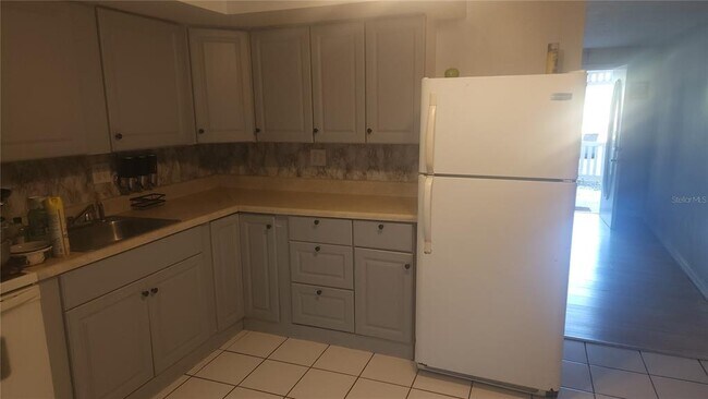 Building Photo - 8416 Liman Dr