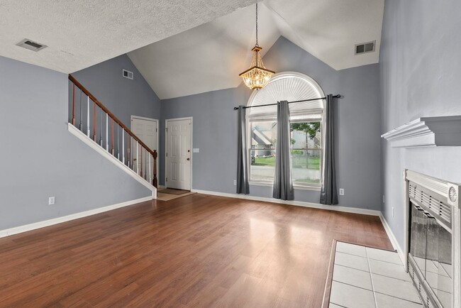 Foto del edificio - 3 Bedroom Single Family Home in Popular Le...