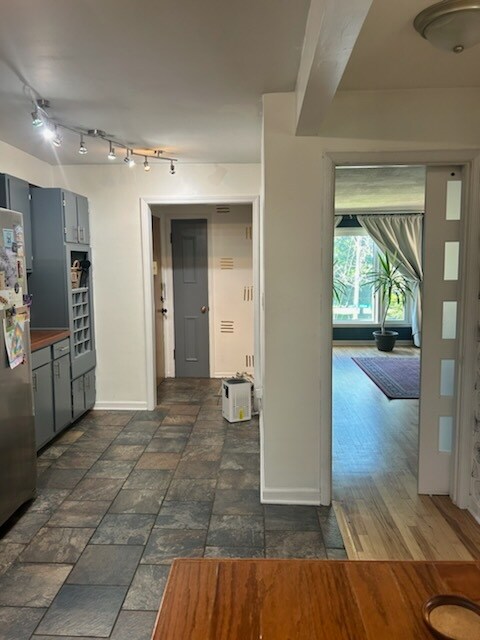 Building Photo - 3263 Jackson St