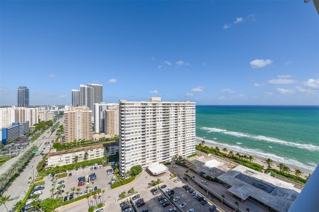 Foto del edificio - 1980 S Ocean Dr