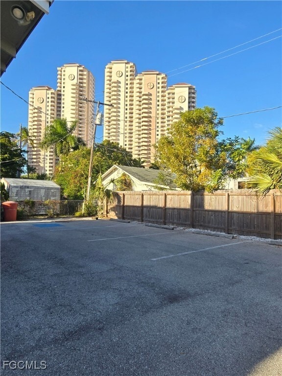 Building Photo - 2029 Clifford St