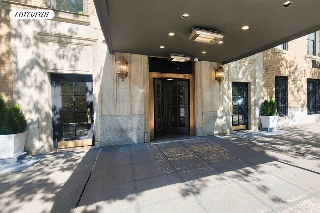 Foto del edificio - 45 W 81st St