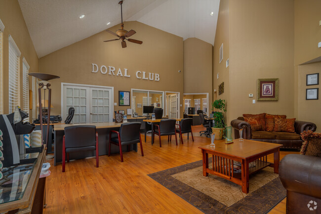 Oficina - Doral Club Apartments