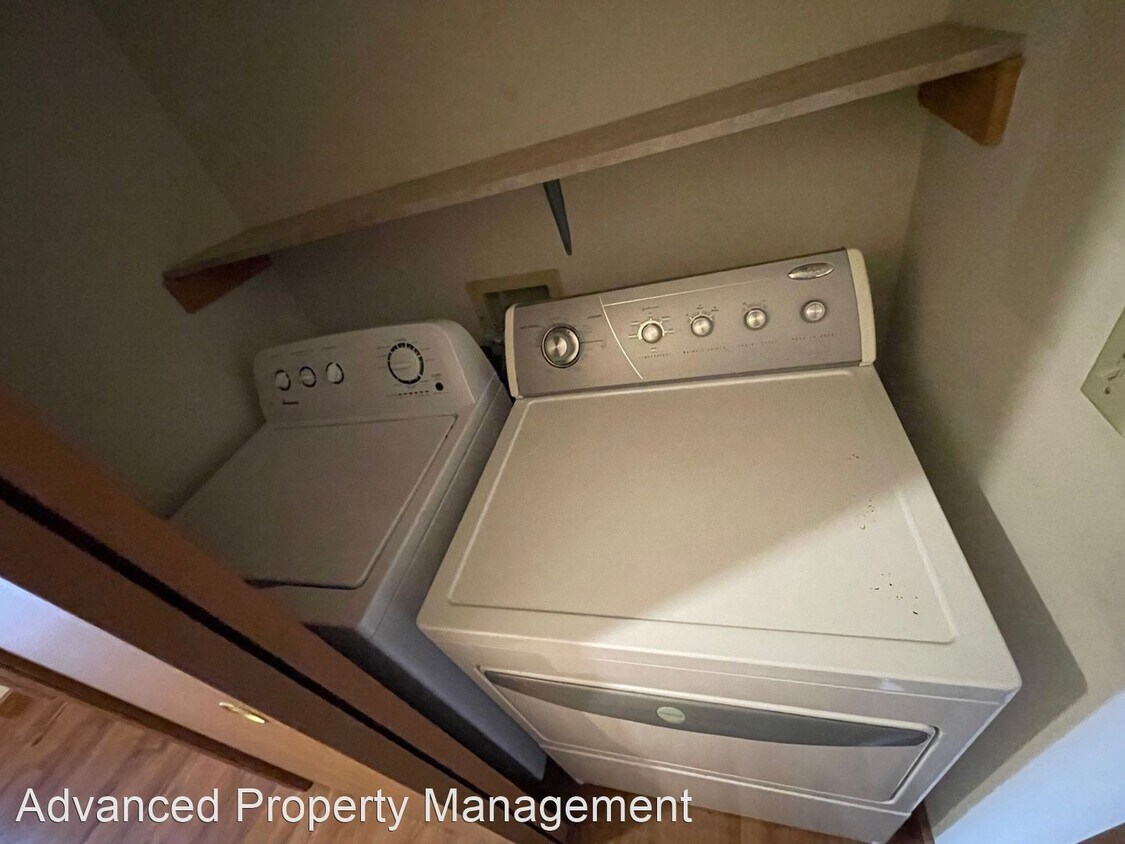 Foto principal - 2515 Candlecrest Cir