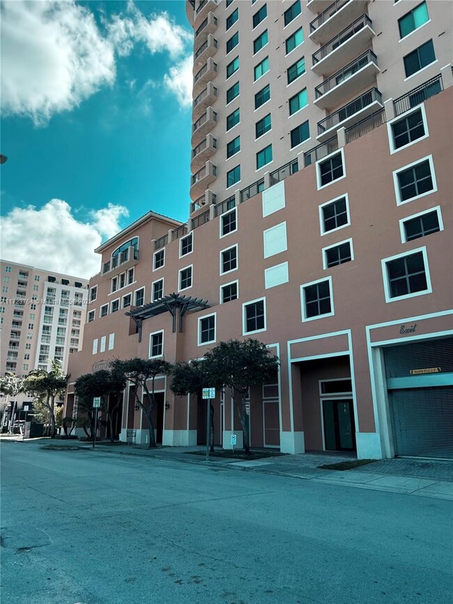 Foto del edificio - 4242 NW 2nd St