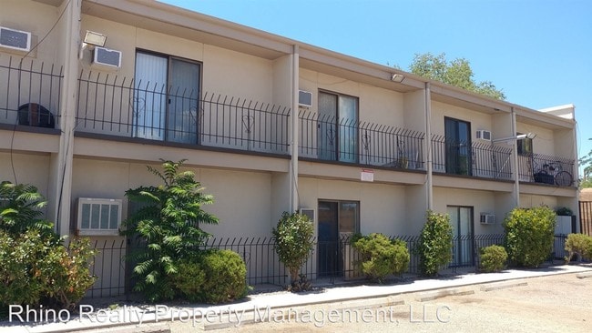 Building Photo - 200 Hermosa Dr NE