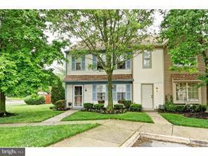 Primary Photo - 1 Village Ct