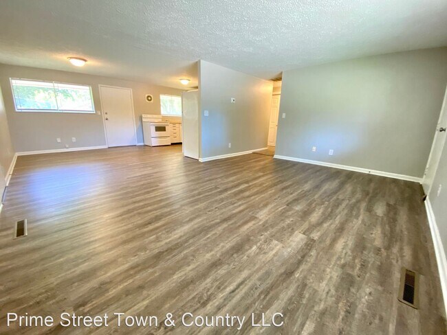 Building Photo - 3 br, 1 bath House - 4417 Grayson St.