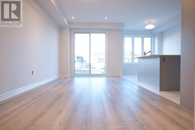 Building Photo - 24 Kamper Ave