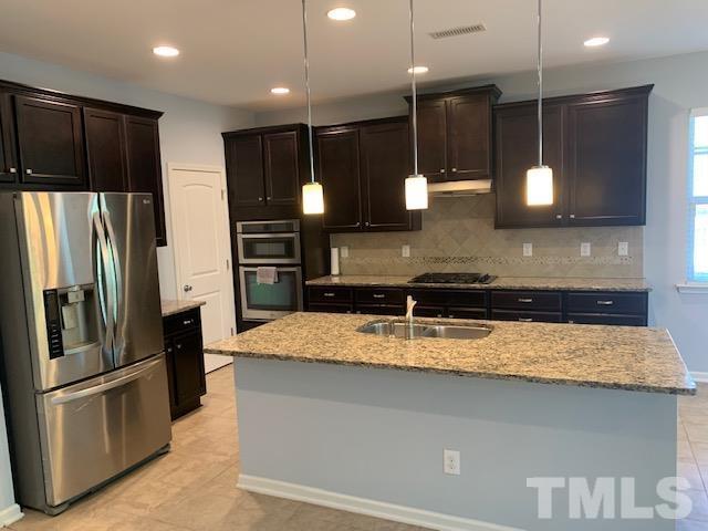 Foto del edificio - 1017 Bender Ridge Dr