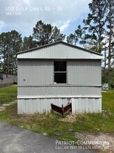 Building Photo - 400 Golf Links Rd
