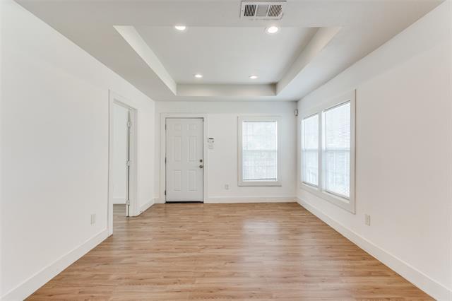 Foto del edificio - 5118 Blackmore Ave