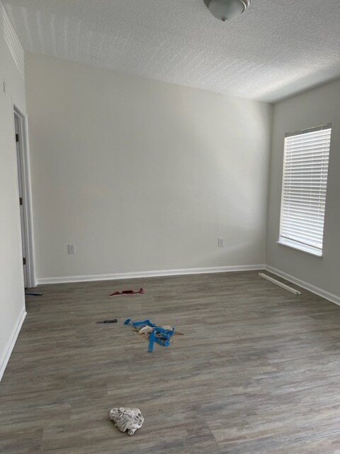 Foto del edificio - 2740 Golden Lake Loop