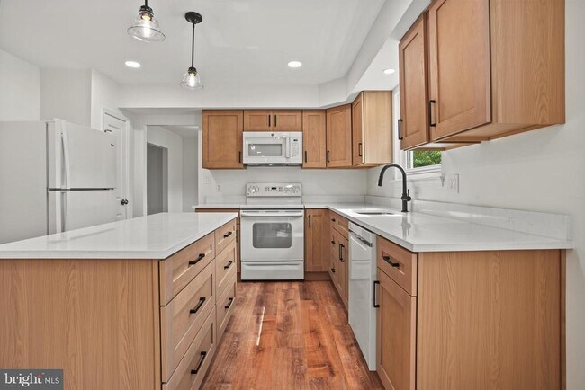 Foto del edificio - 1324 Quarry Hall Rd