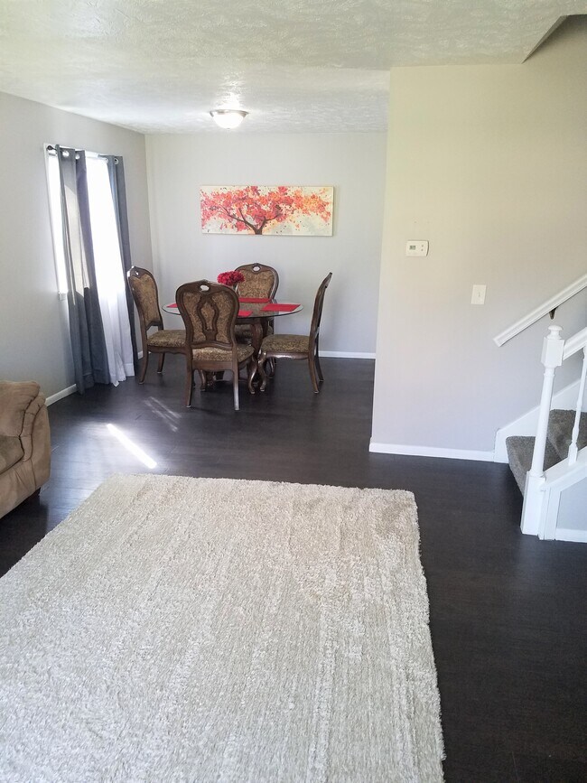 Foto del edificio - 4918 N 107th St