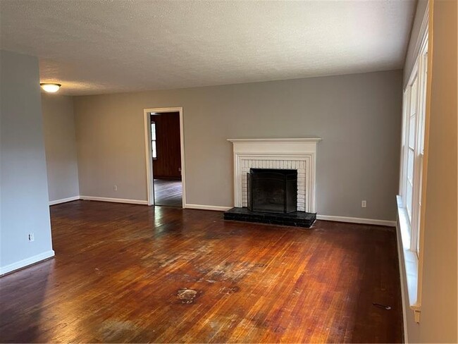 Foto del edificio - 2255 Burnt Hickory Rd NW