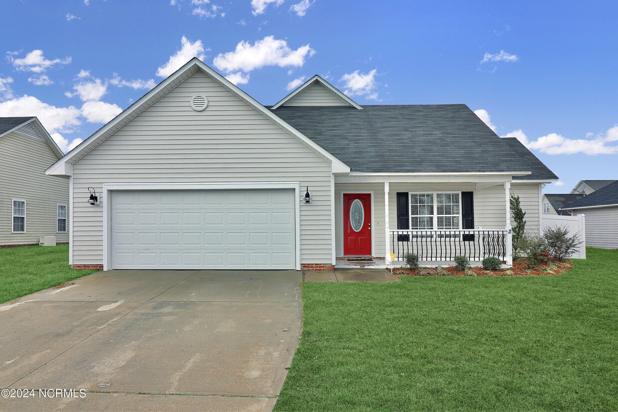 Foto principal - 162 Huntington Dr