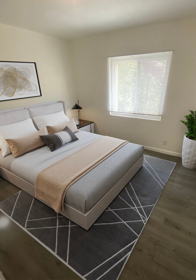 Building Photo - 1248 Princeton St