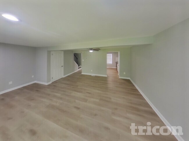 Foto del edificio - 9226 Throgmorton Rd