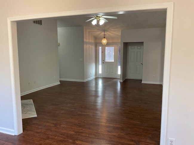 Photo - 919 Autumn Glen Way House