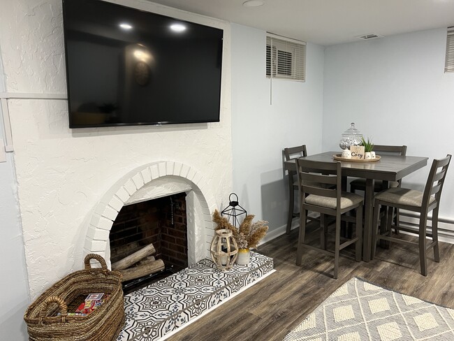 Building Photo - 132 W 1500 S