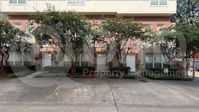 Photo - 1604 Tribeca Way House