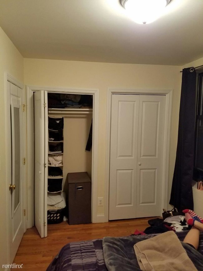Building Photo - 1 br, 1 bath Apartment - 2170 31st St