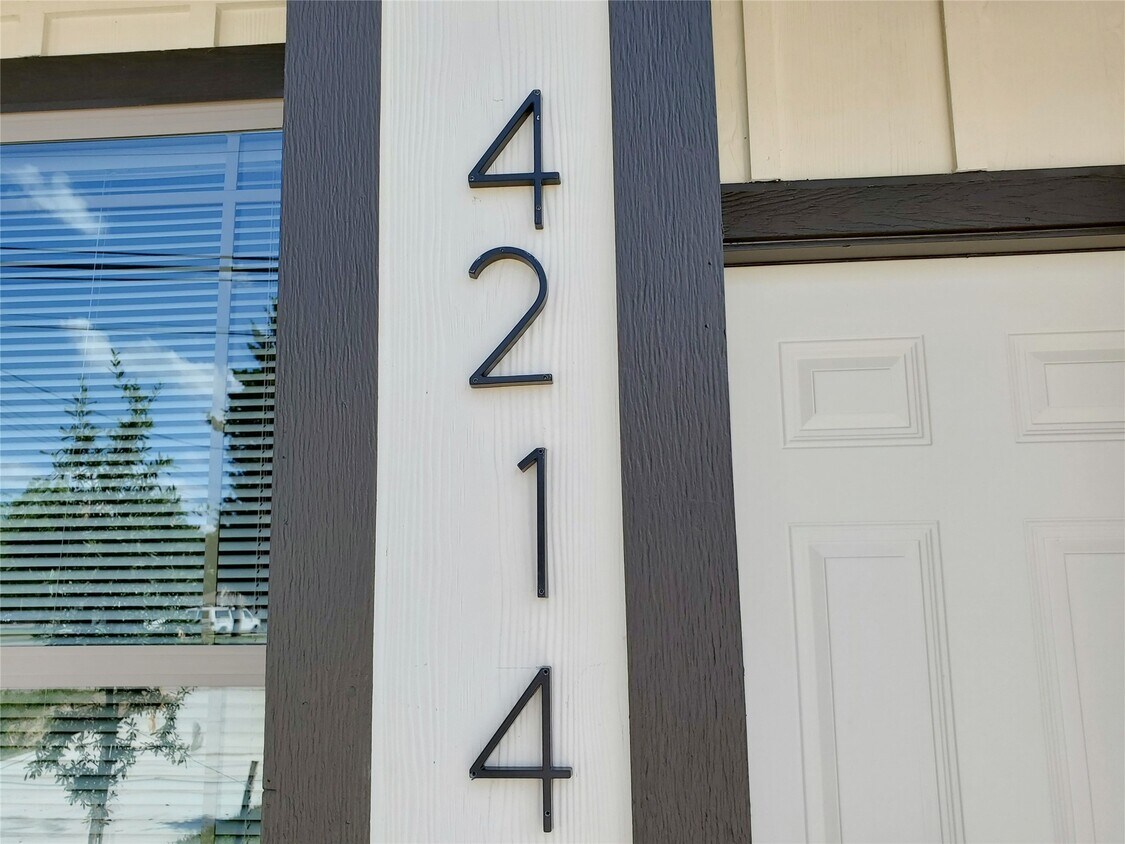 Foto principal - 4214 Weaver Rd