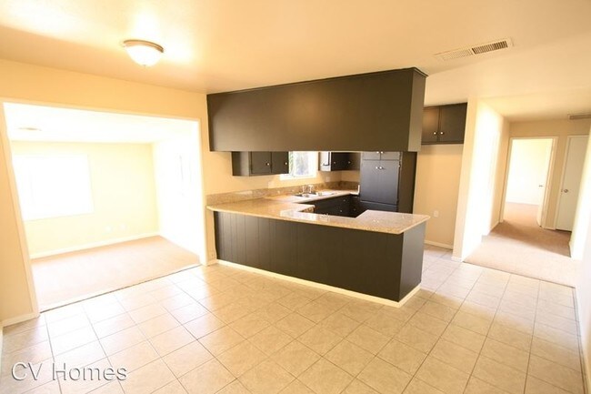 Building Photo - 3 br, 2 bath House - 11224 Kay Circle