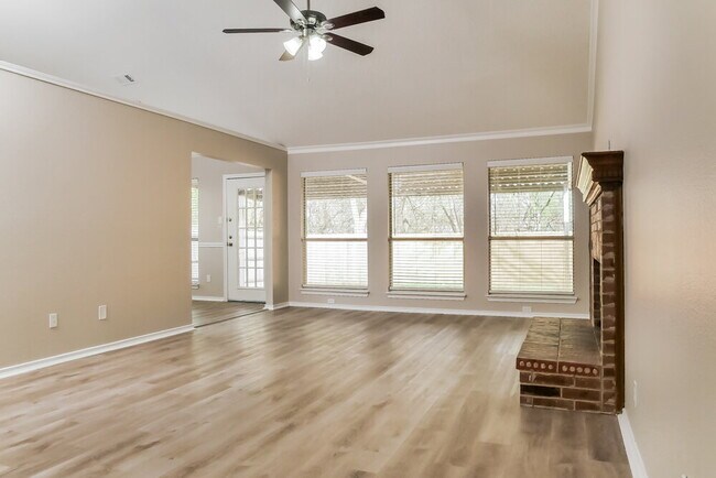 Building Photo - 117 Brockway Dr