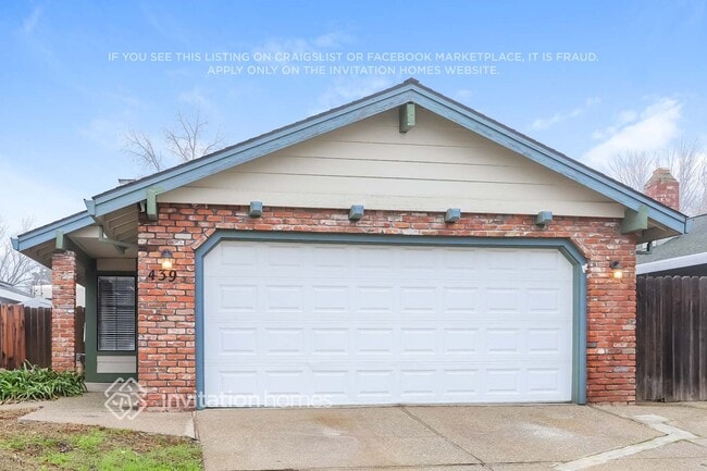 Building Photo - 439 R St