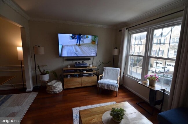 Foto del edificio - 2039 Gallows Tree Ct