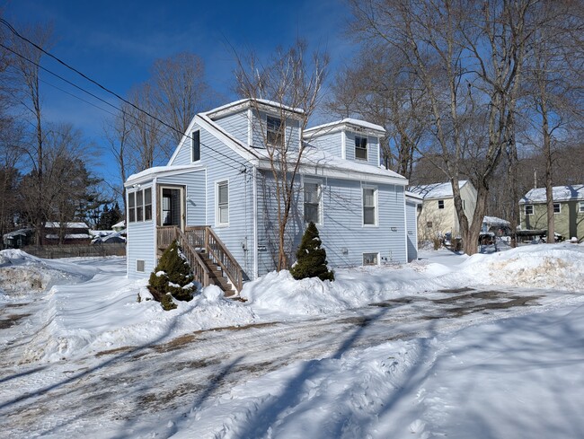 Foto del edificio - 56 Princeton St