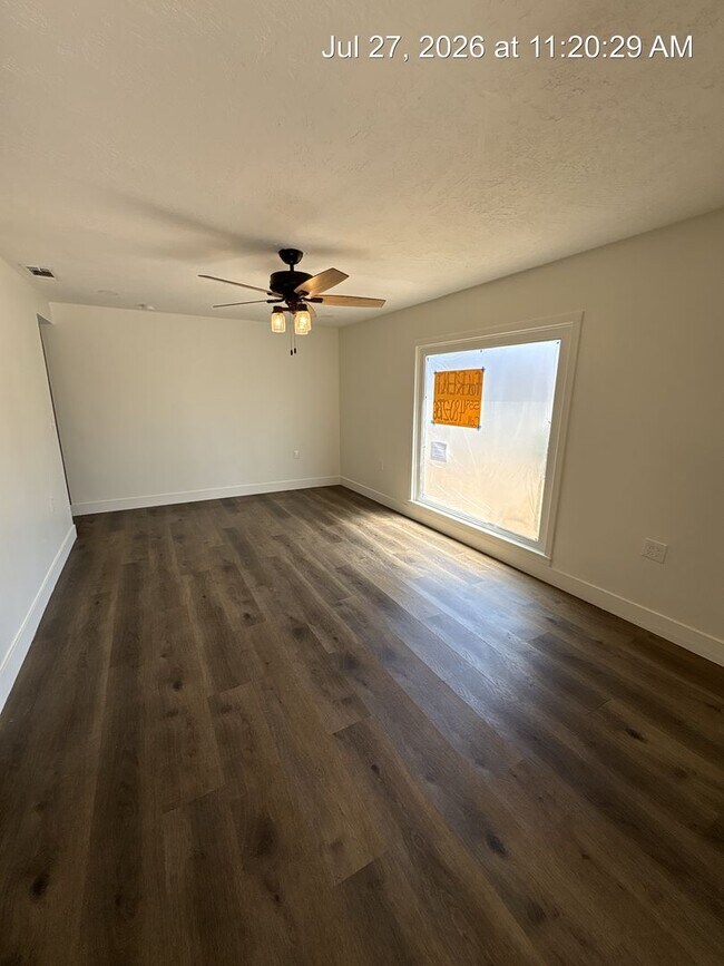 Foto del edificio - Cozy Home Now Available in Dinuba!!!