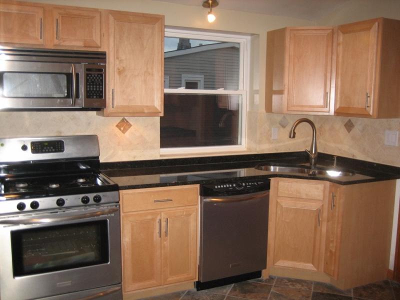 Building Photo - 2923 N Marmora Ave