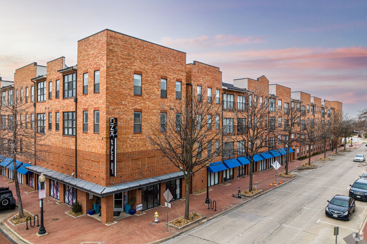 Primary Photo - The Link at Plano