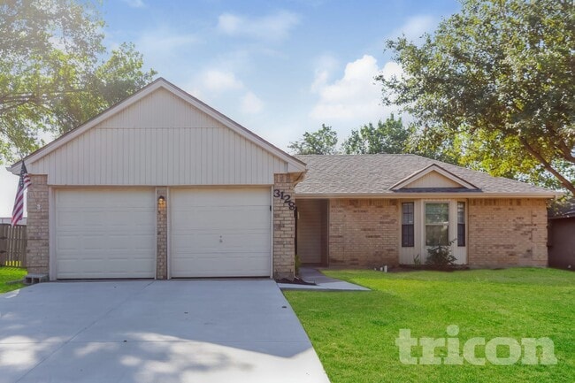 Building Photo - 3128 Owen Ln