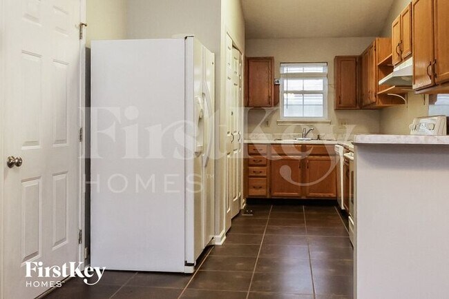 Building Photo - 7662 Orchard Village Dr
