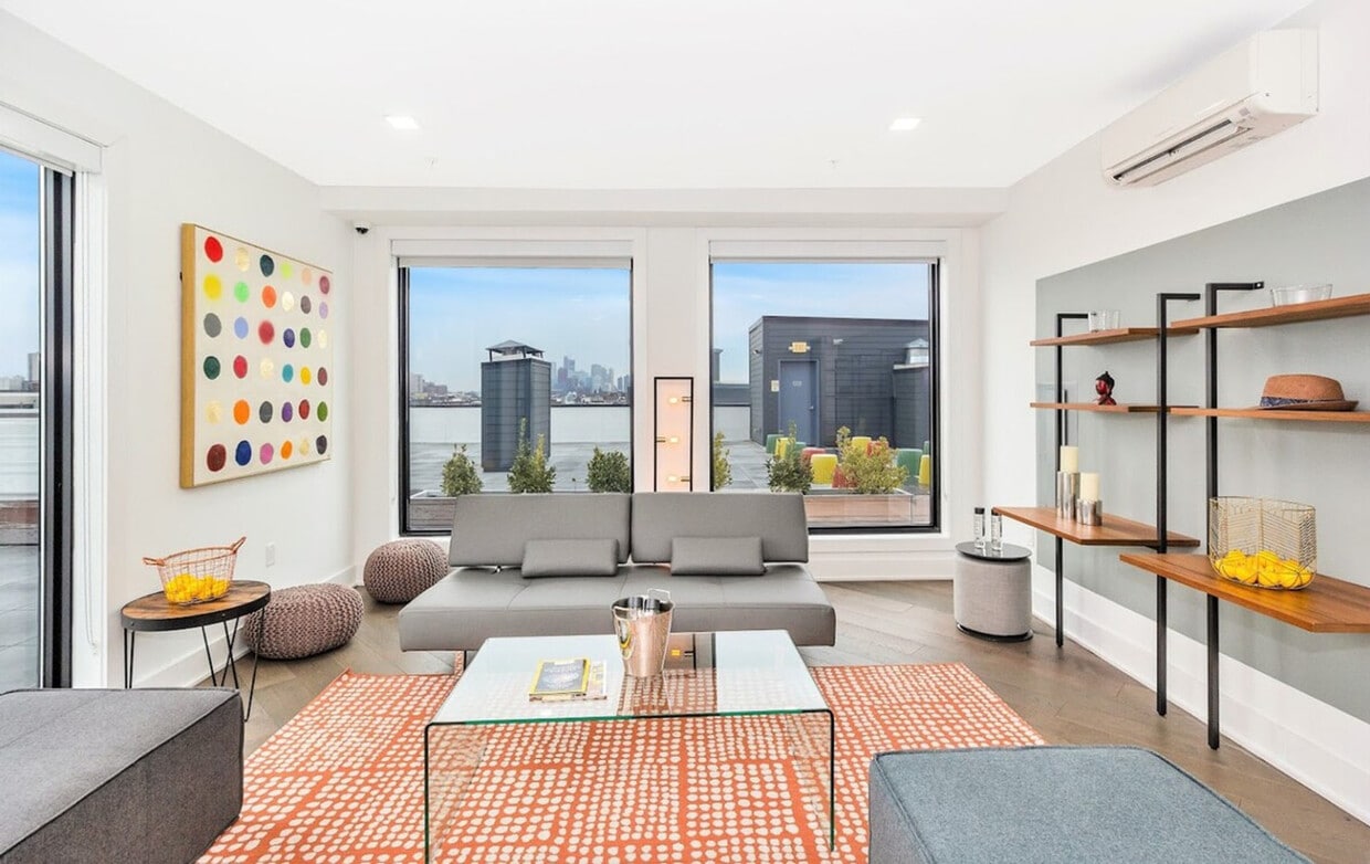 Foto principal - 1424 Adams St