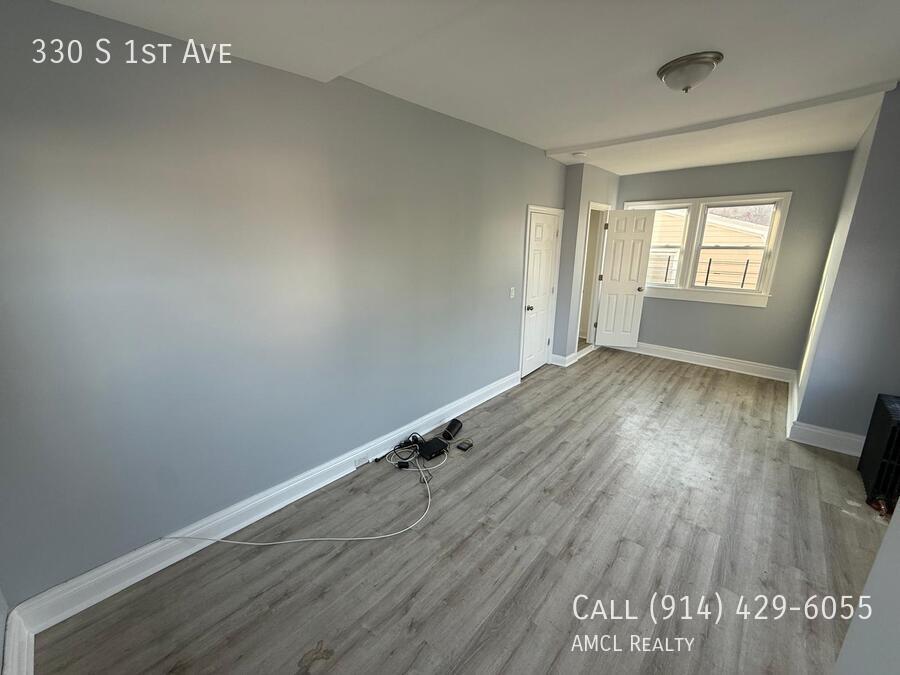 Foto principal - 330 S 1st Ave