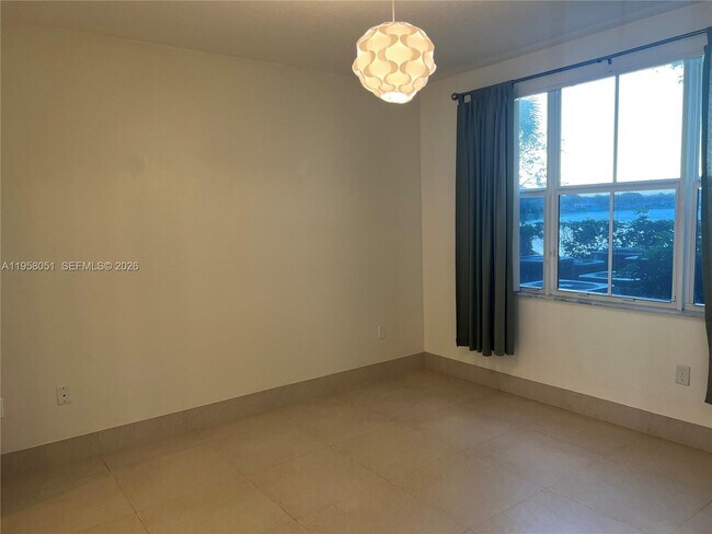 Foto del edificio - 4700 SW 160th Ave