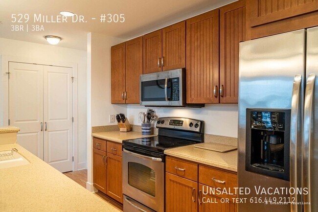 Foto del edificio - Grand Landing Condo
