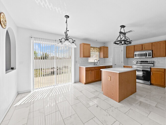 Foto del edificio - 1035 Ronlin St