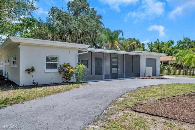 Building Photo - 2 br, 2 bath House - 11000 54TH AVENUE N