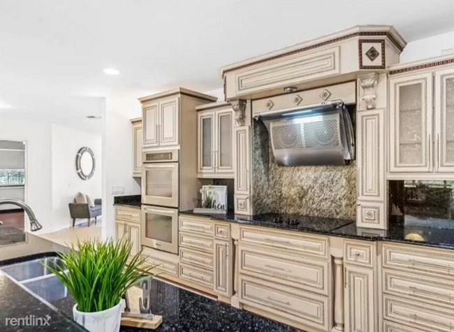 Foto del edificio - 3 br, 2 bath House - 6343 Mark Lane