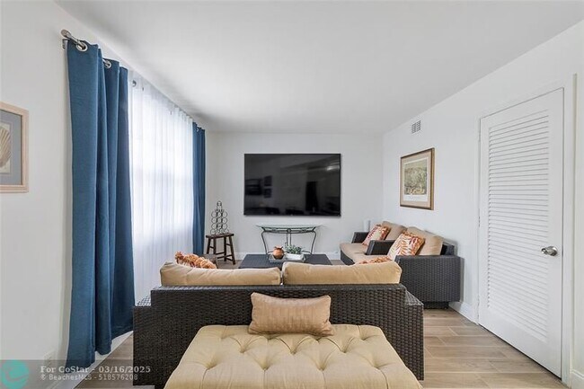 Foto del edificio - 2250 SE 5th St